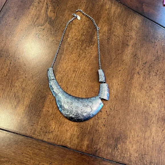 Chico's Silver Floral Engraved Necklace - Picture 8 of 11